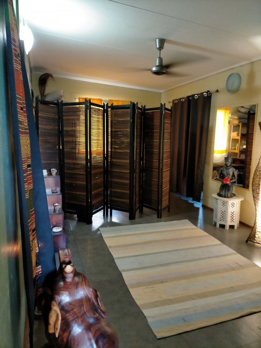 Babinda Real Estate > For Rent