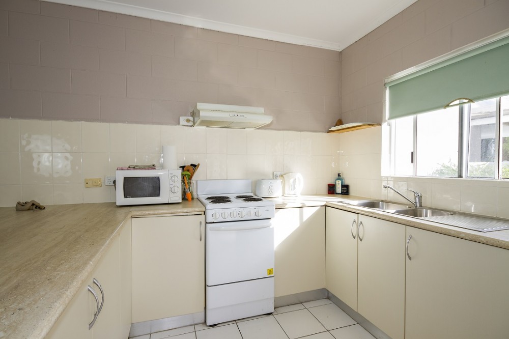 Equipped kitchen, fully furnished