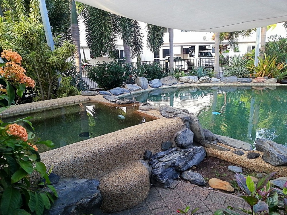 Resort living - jacuzzi and pool