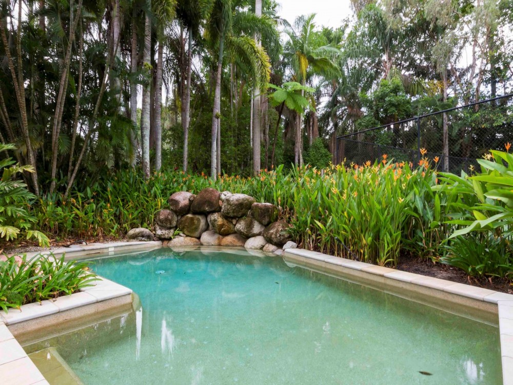 Second swimming pool