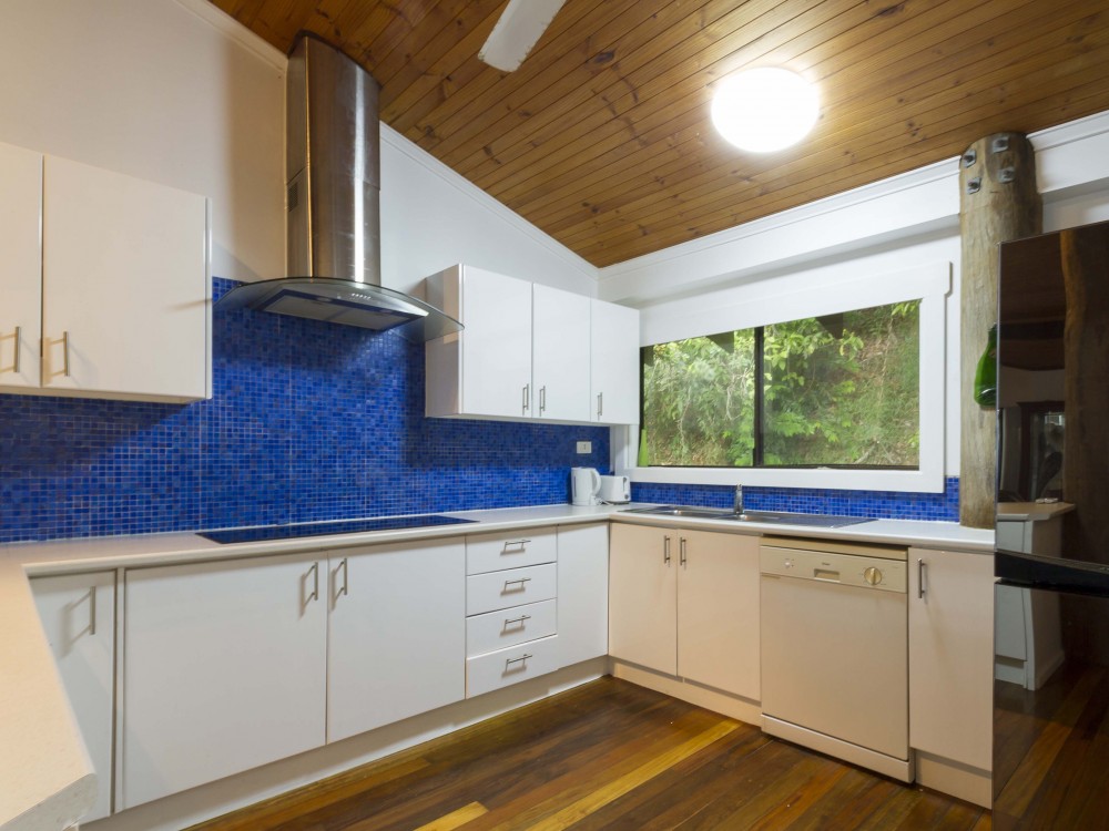 Modern kitchen, tiled