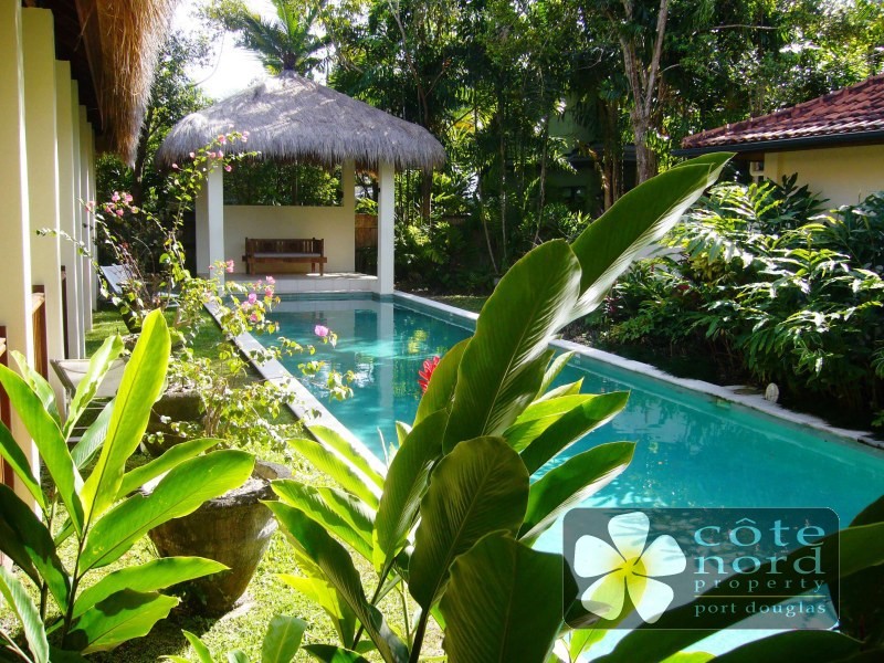 Surya swimming pool, private and relaxing