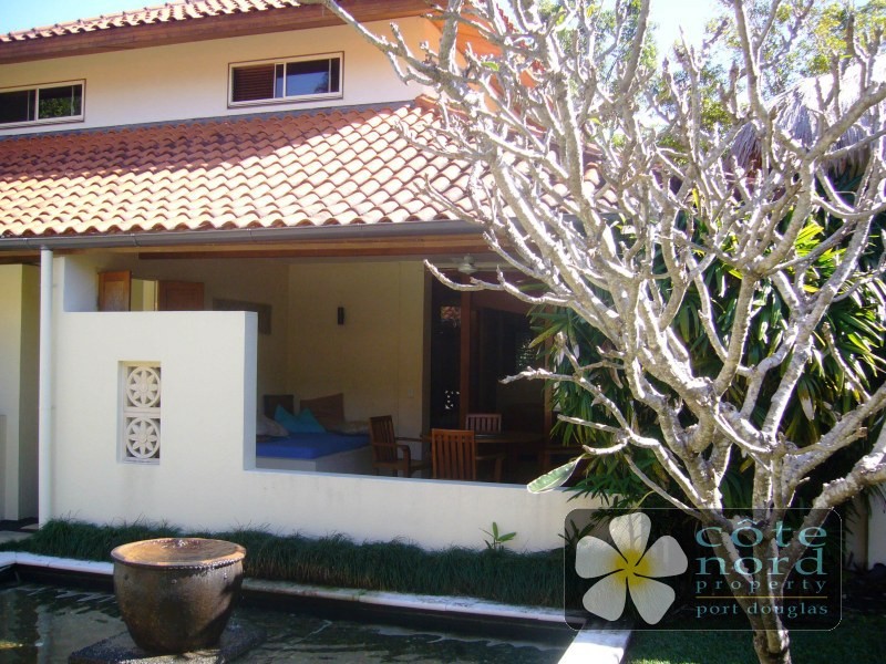Port Douglas villa for sale