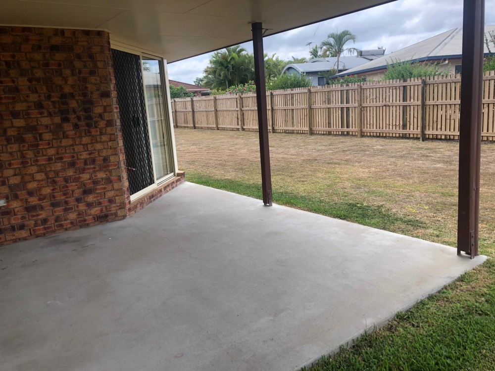 Real Estate in Glenella