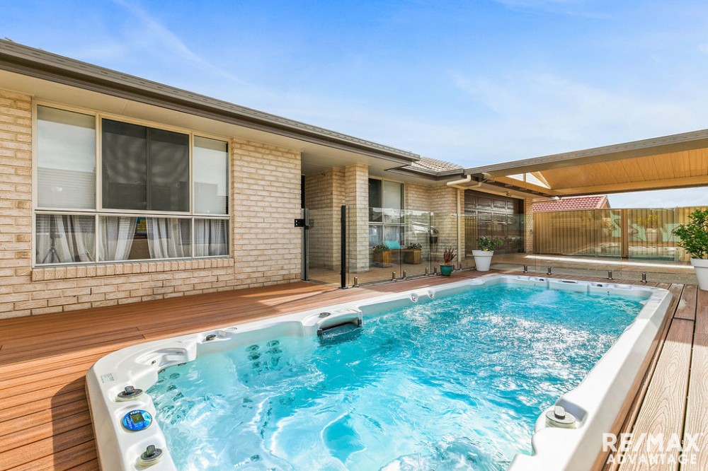 Real Estate in Wynnum West