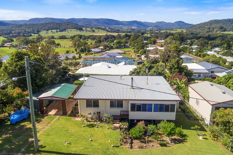 Real Estate in Kenilworth