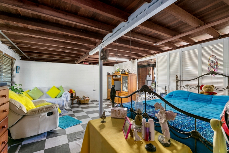 Real Estate in Kenilworth