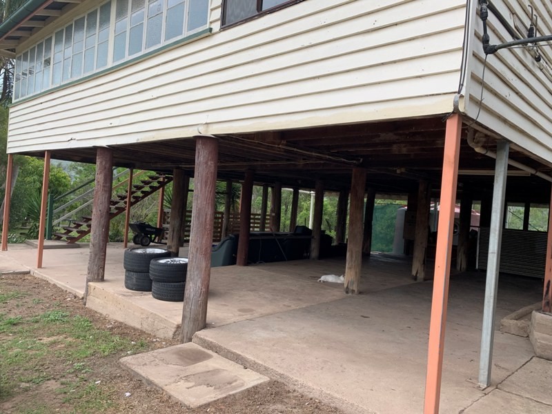 Real Estate in Moy Pocket