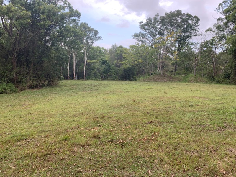 Real Estate in Moy Pocket