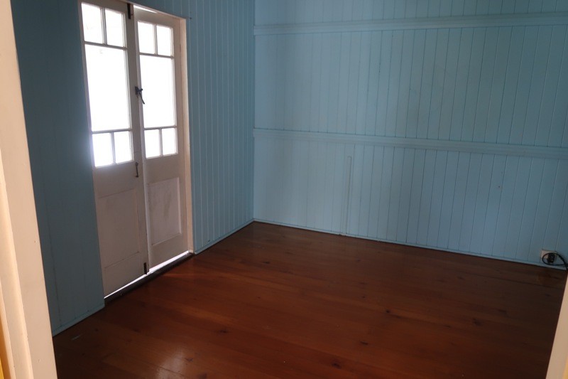 Real Estate in Moy Pocket