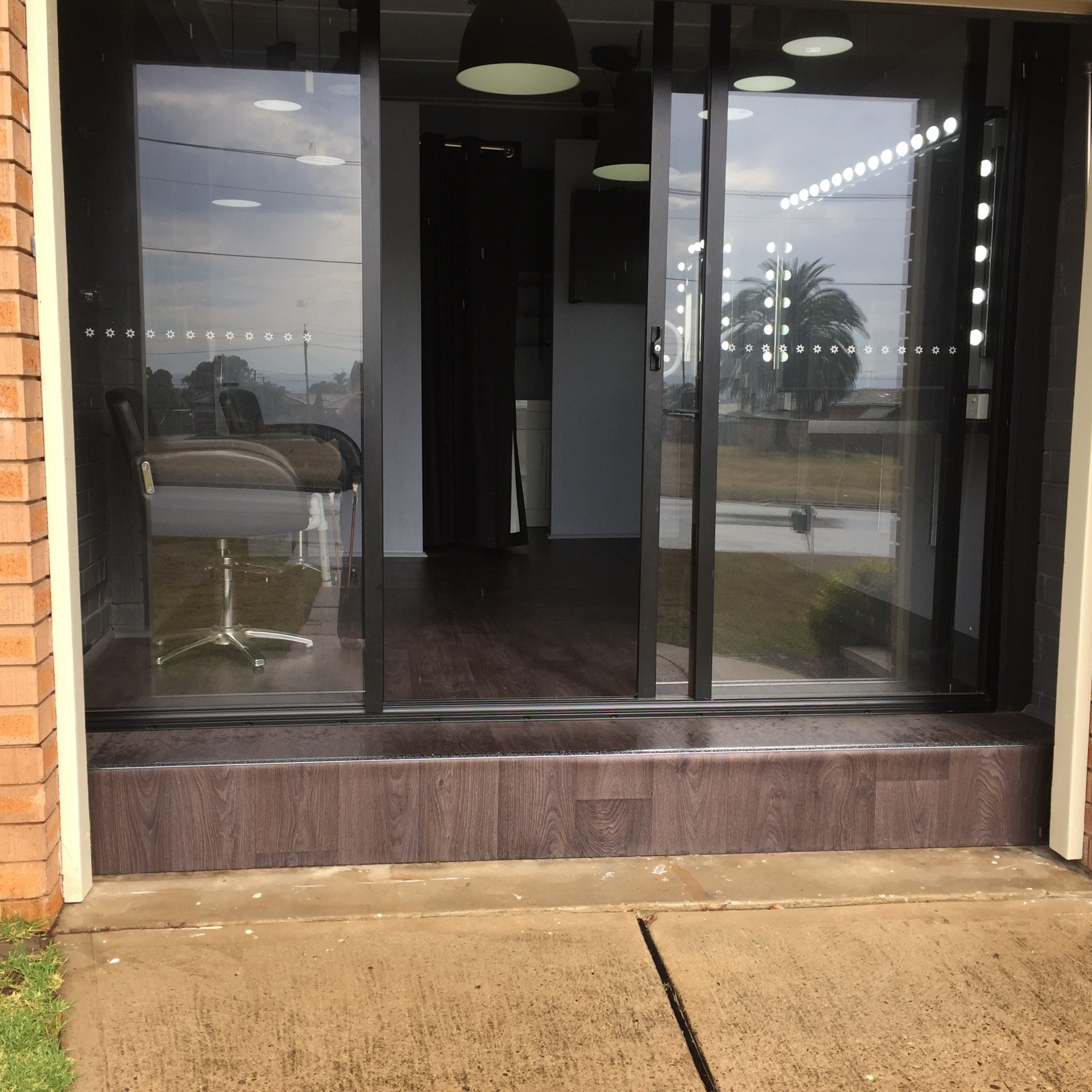 Image 7
