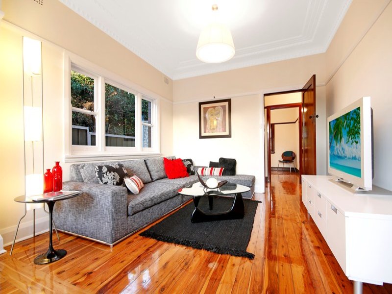 Open for inspection in Ashbury