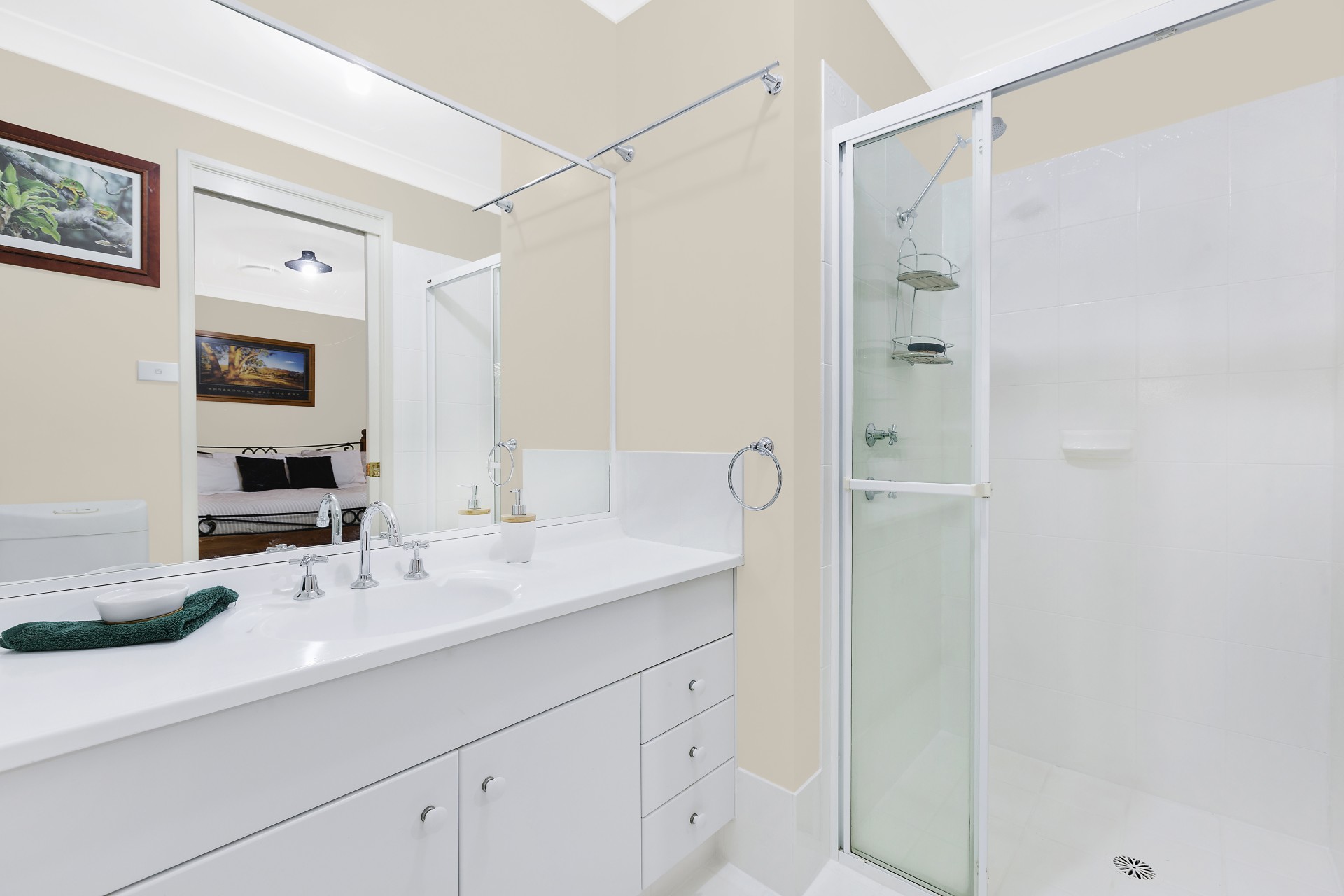 Real Estate in Hamlyn Terrace