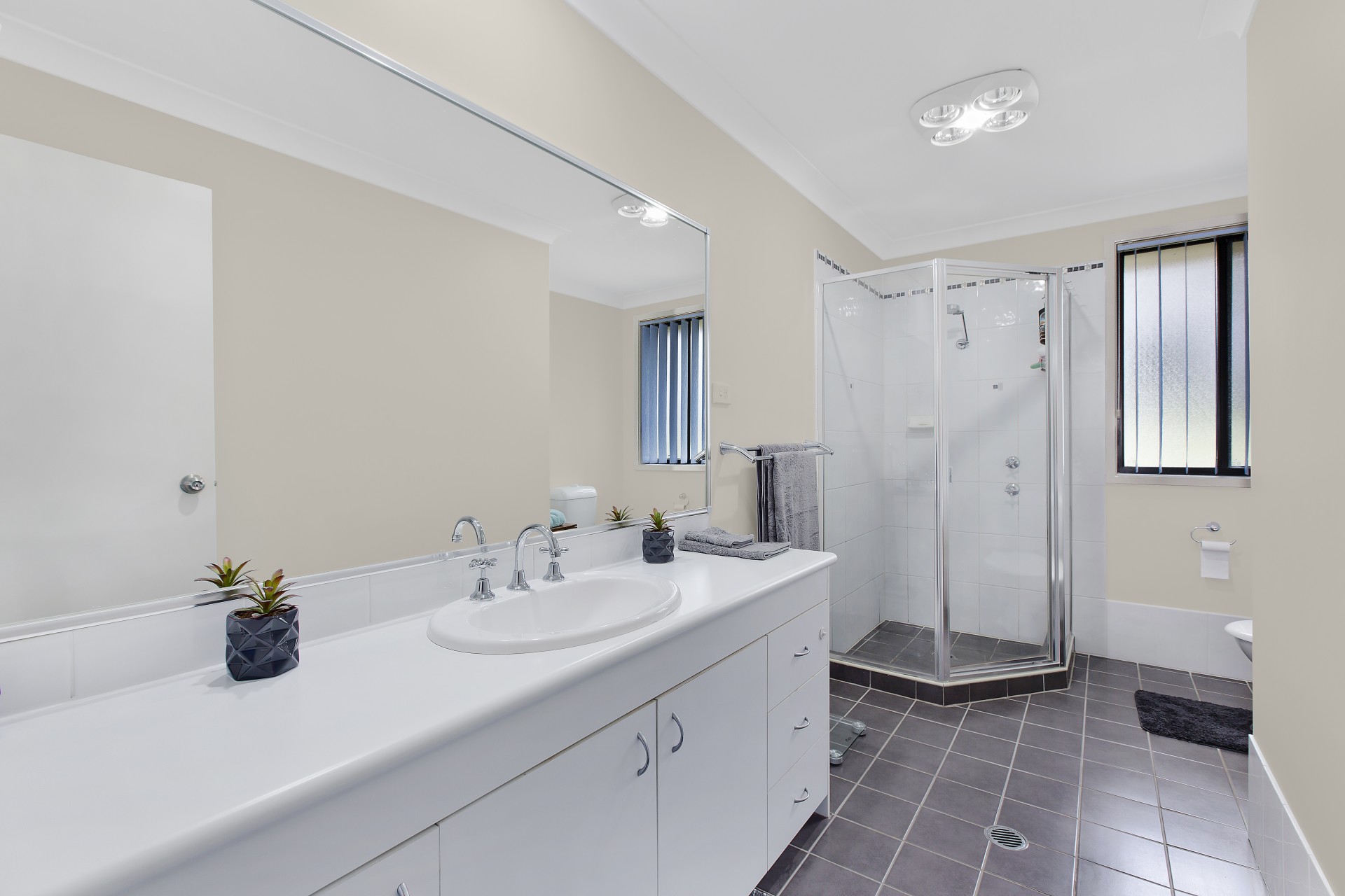 Real Estate in Killarney Vale