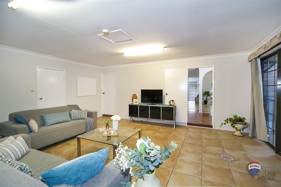 Open for inspection in Middle Park