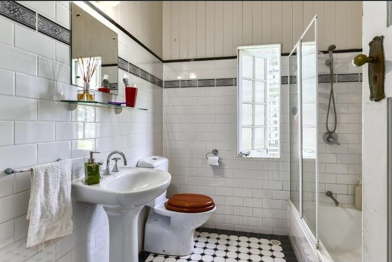 Real Estate in Dutton Park