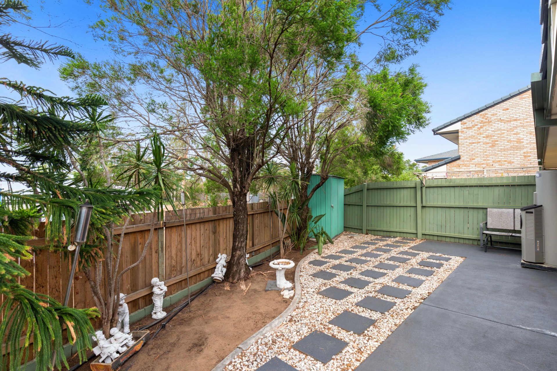 Real Estate in Mount Ommaney