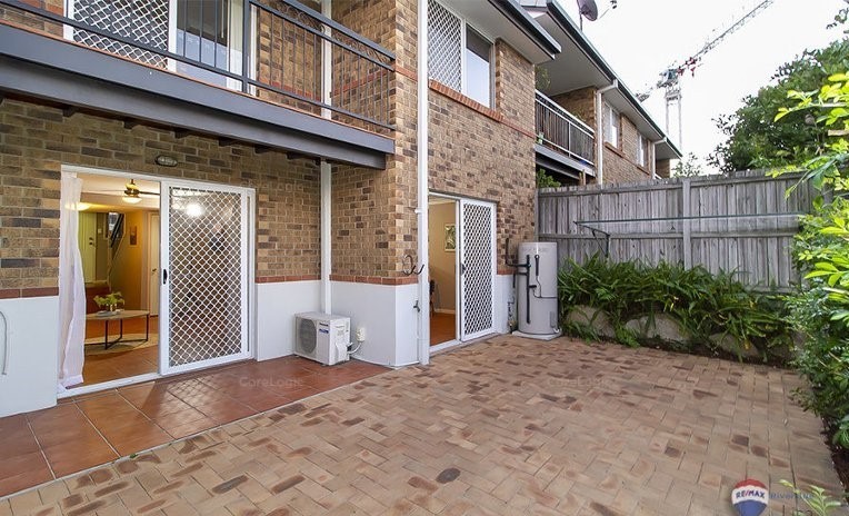 Open for inspection in Sinnamon Park