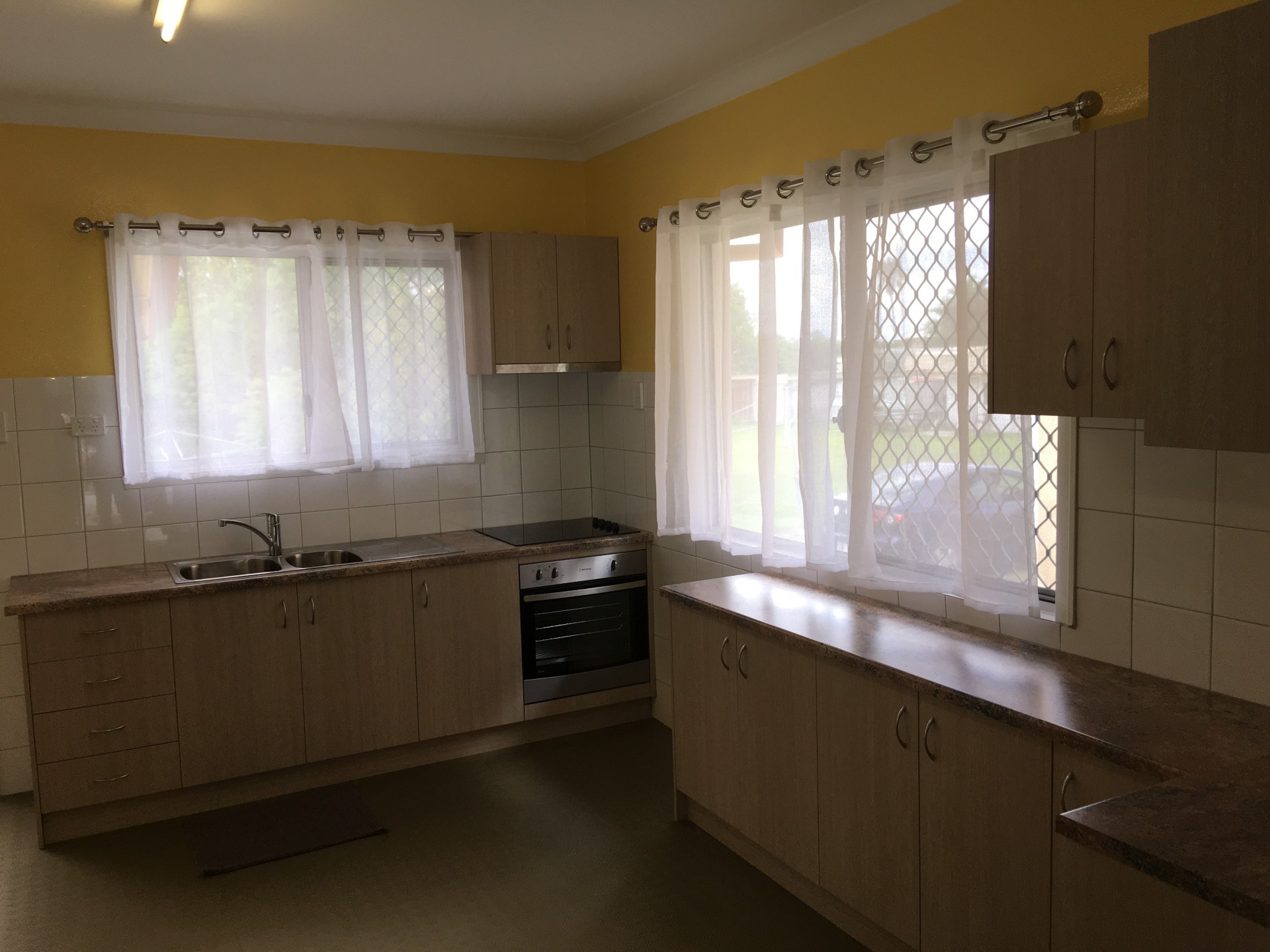 Real Estate in Darra