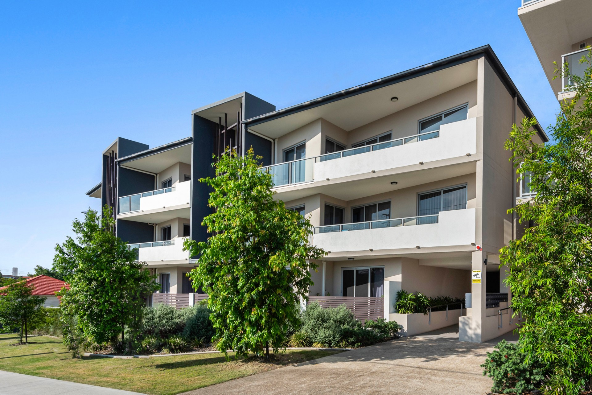 Property For Sale in Holland Park West