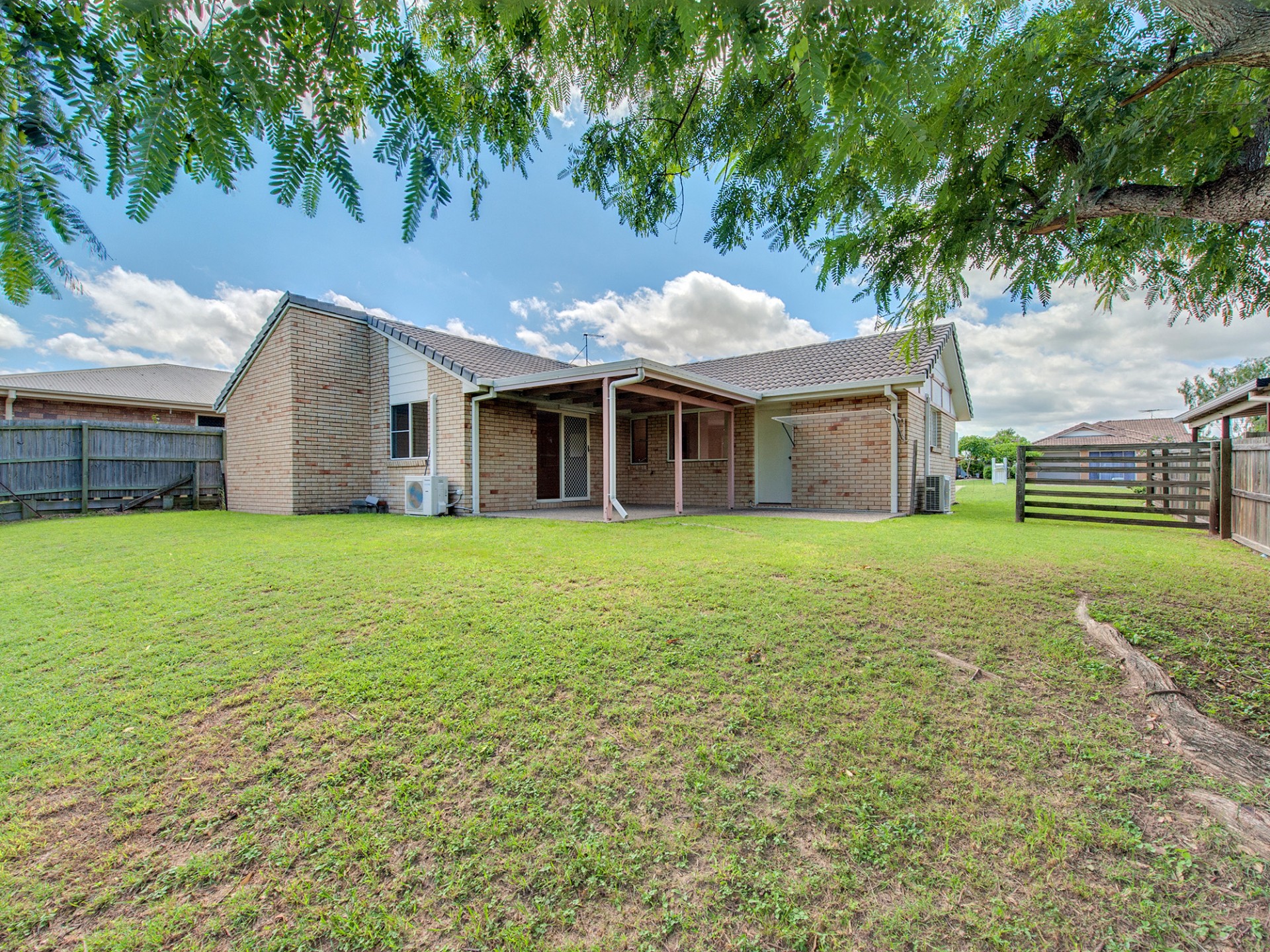 Real Estate in Lowood