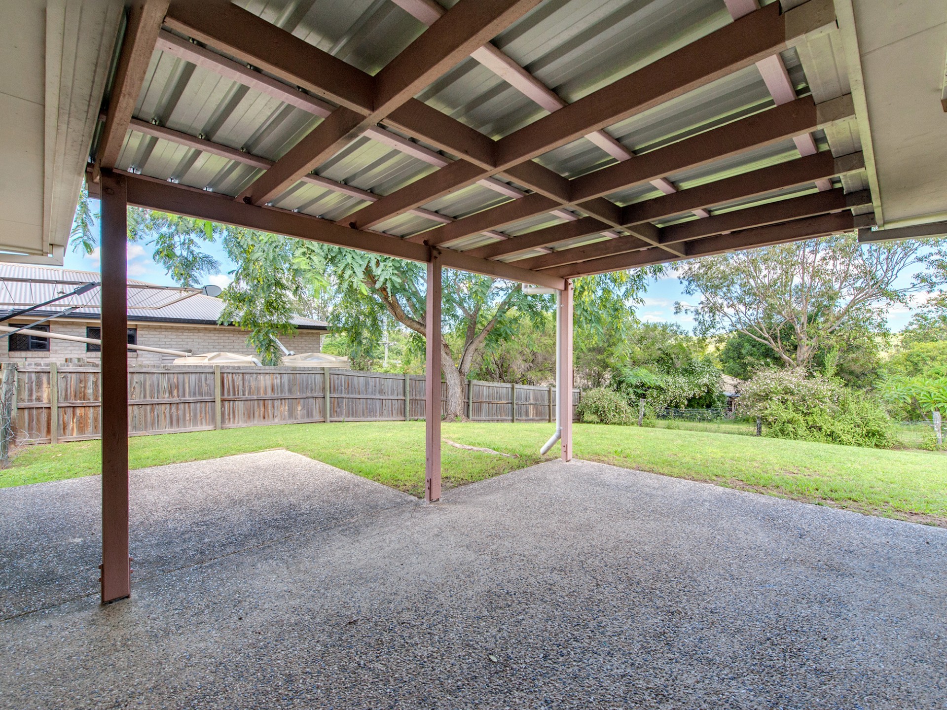 Real Estate in Lowood