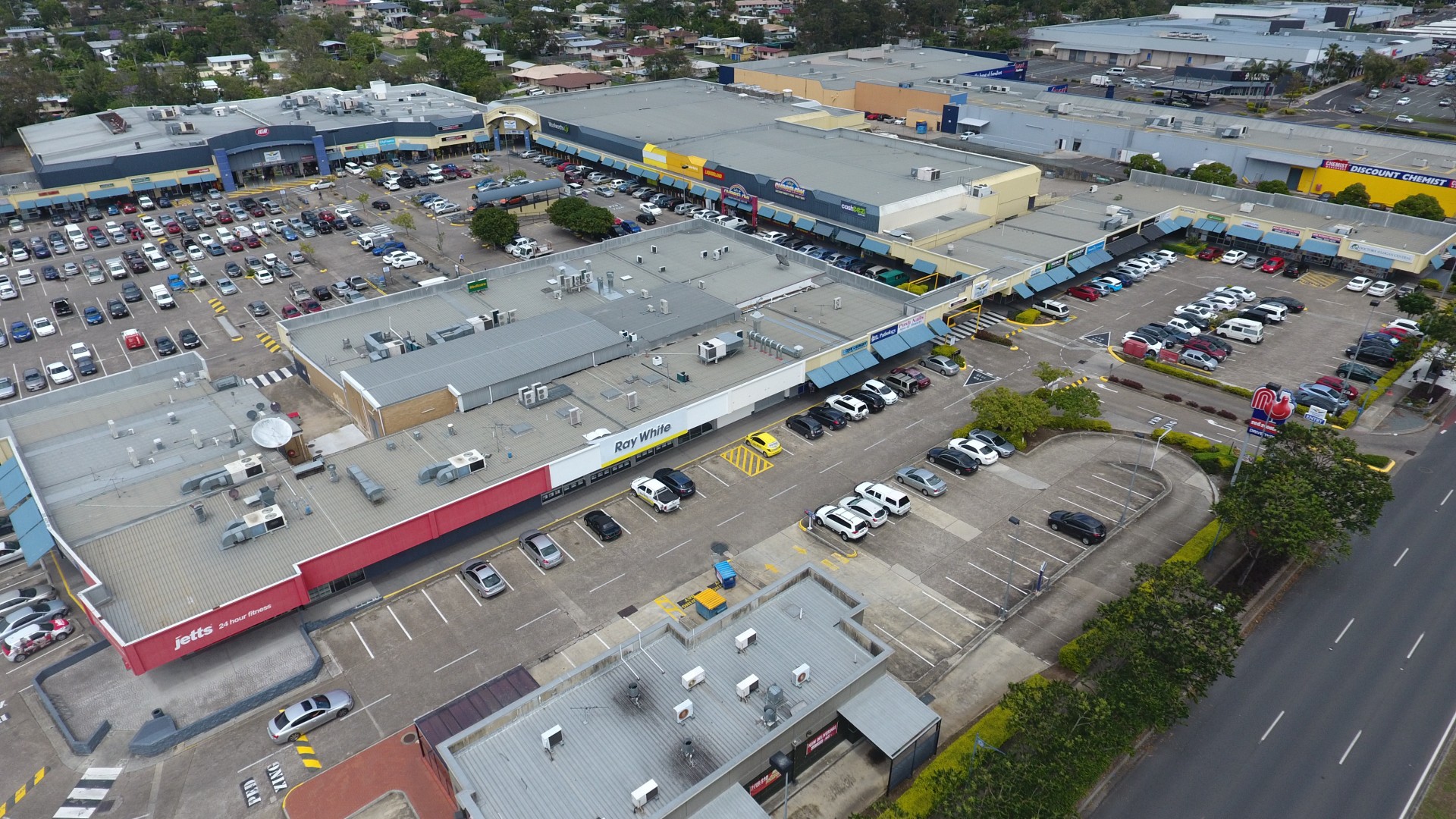 Real Estate in Woodridge