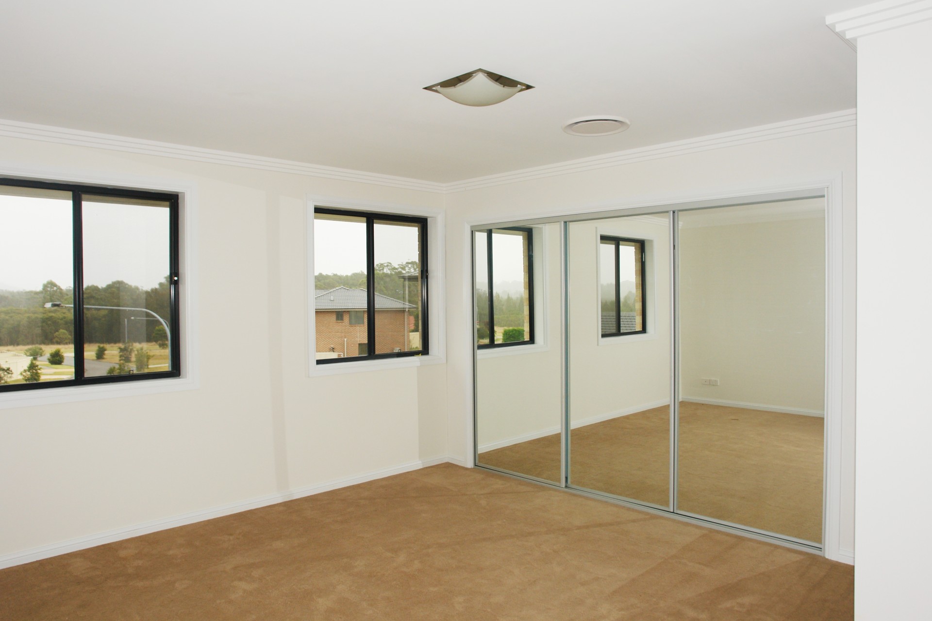 Real Estate in Watanobbi