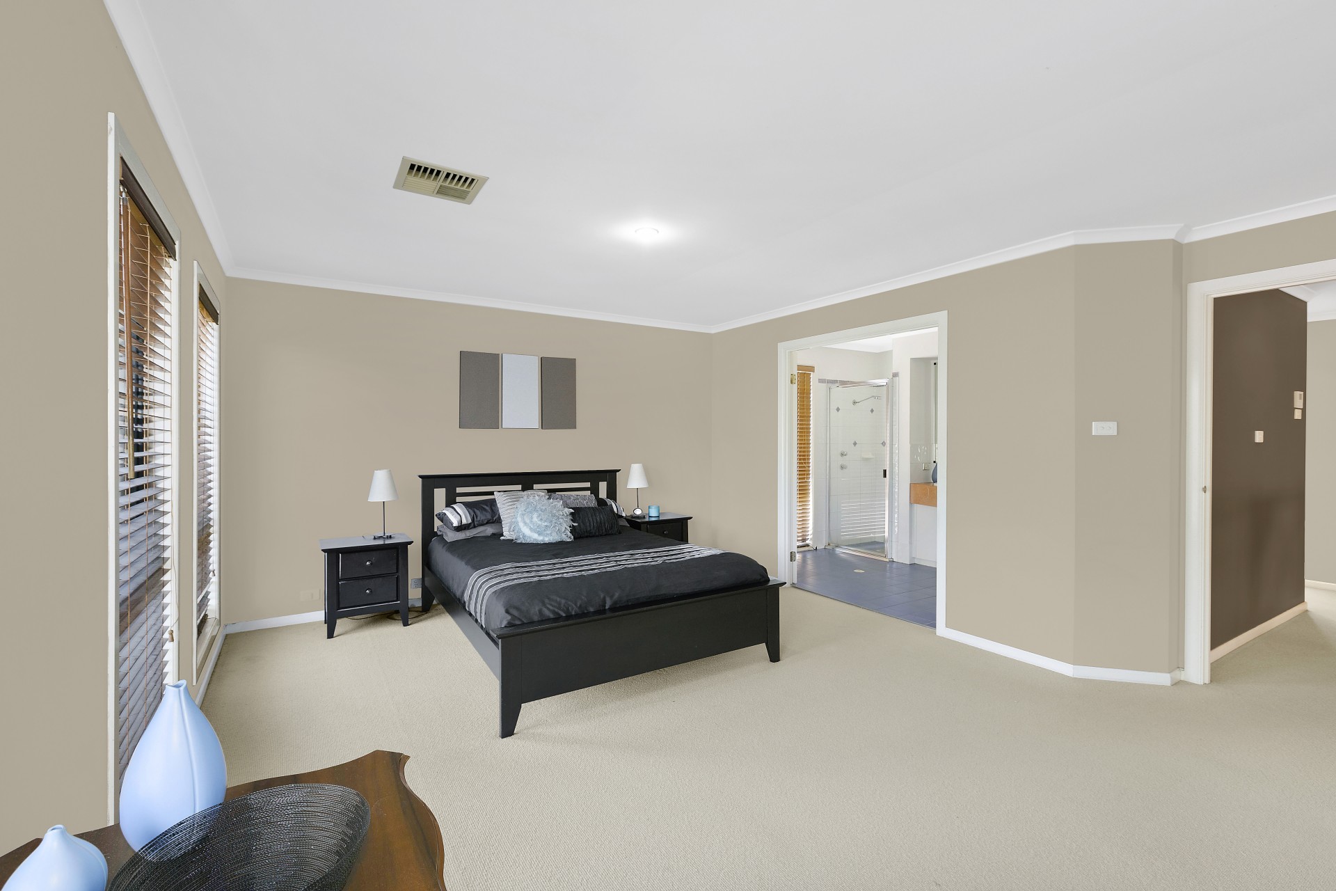 Real Estate in Hamlyn Terrace