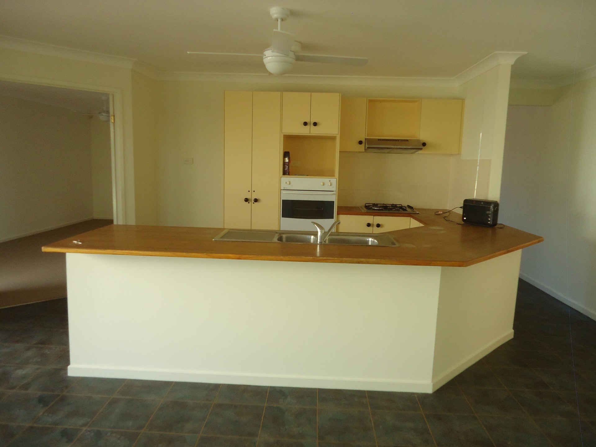 Wadalba real estate Leased