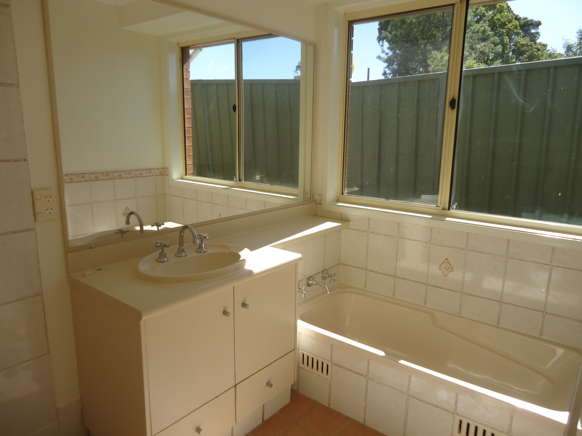 Real Estate in Wadalba