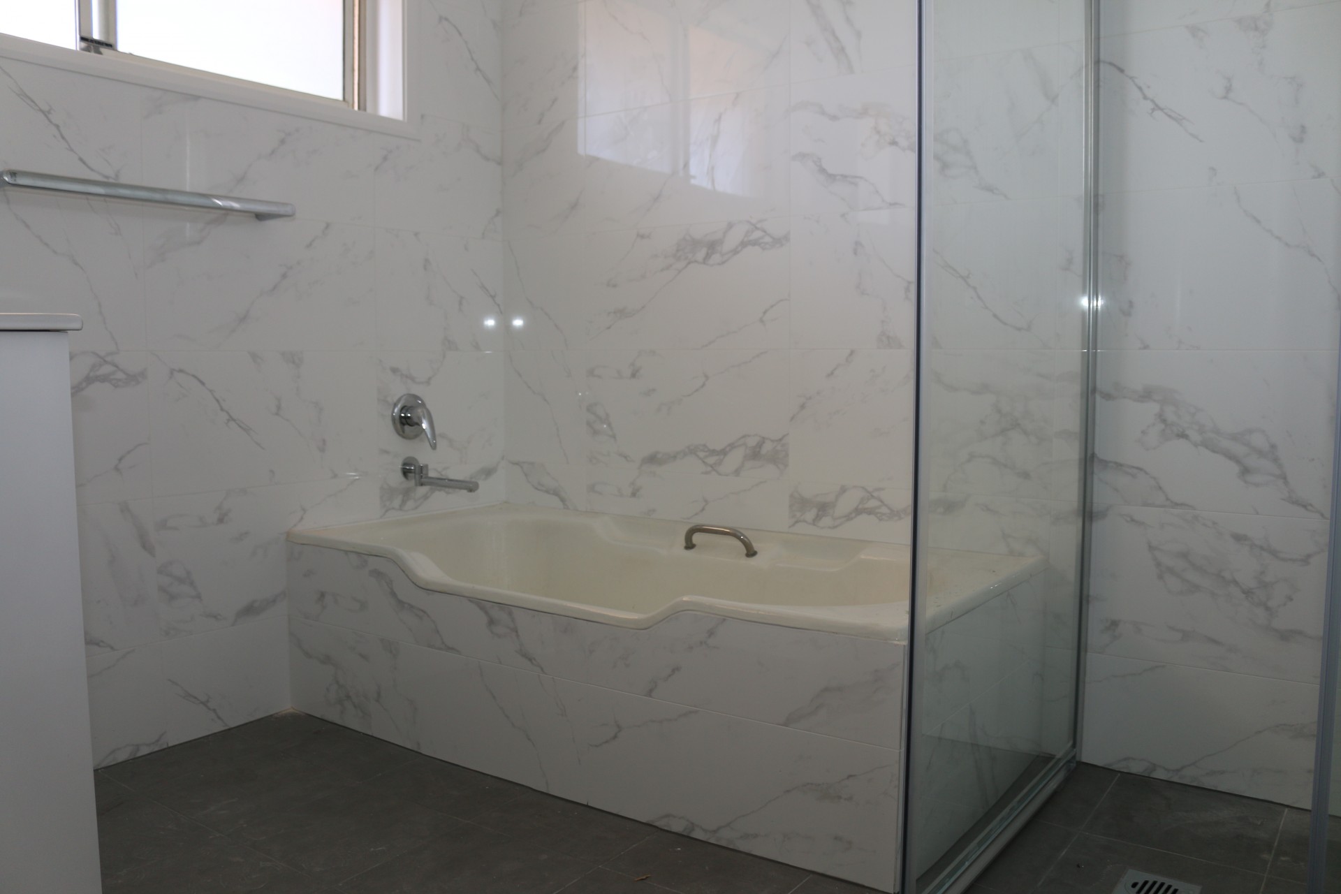 Real Estate in Watanobbi