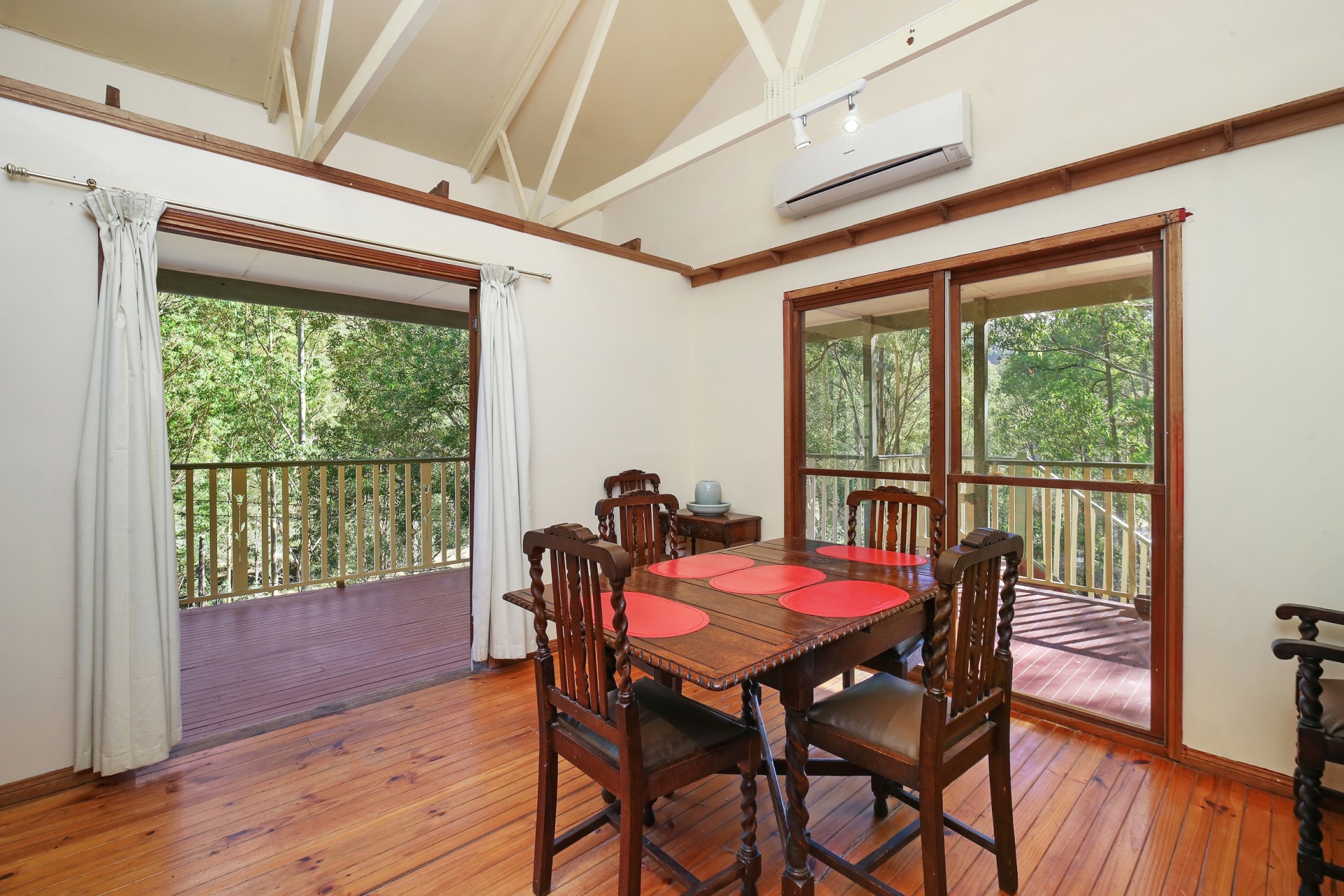 Real Estate in Yarramalong