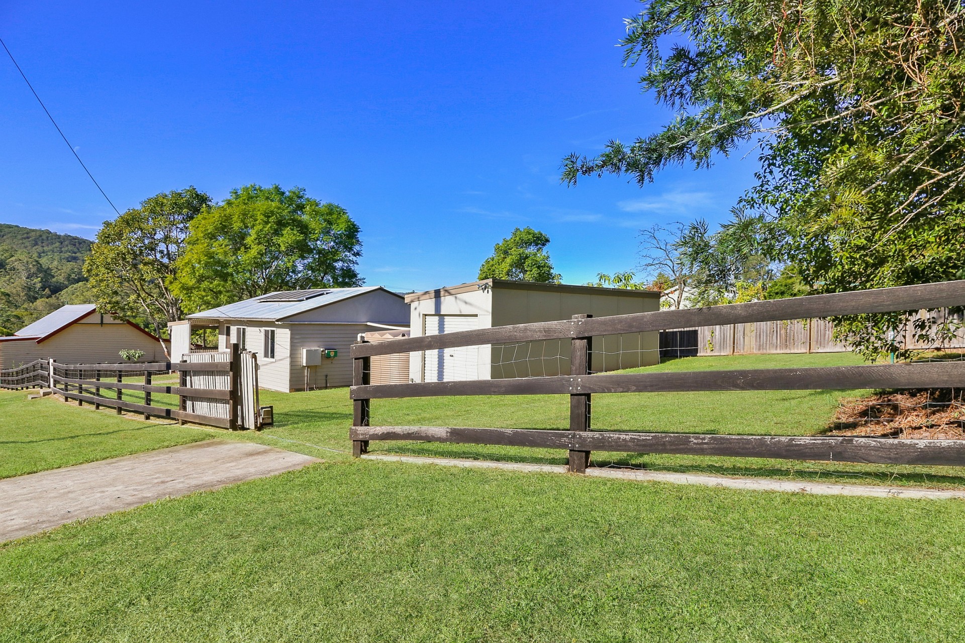 10 Leewood Close, Yarramalong > Capital One Real Estate