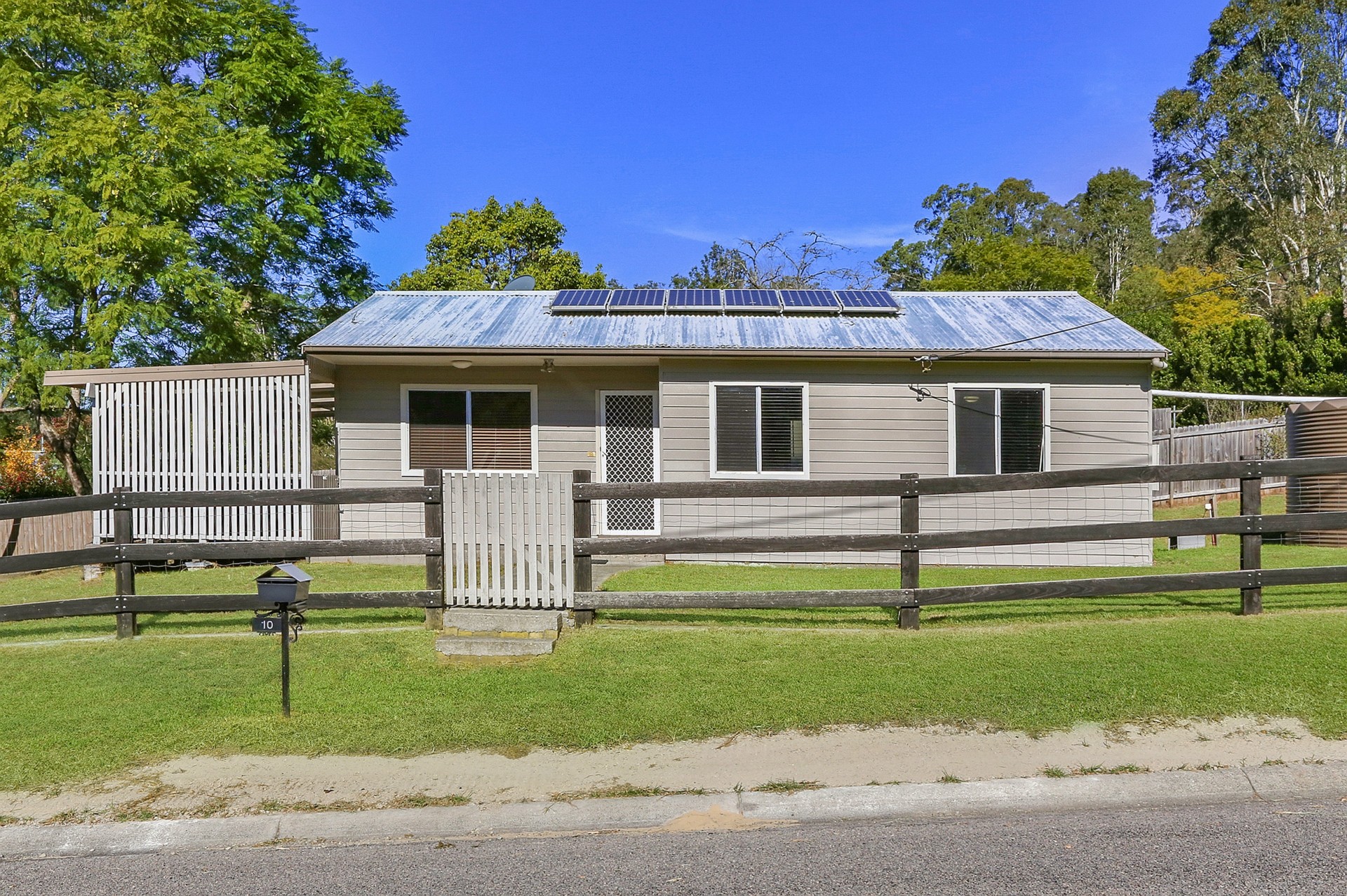 Real Estate in Yarramalong