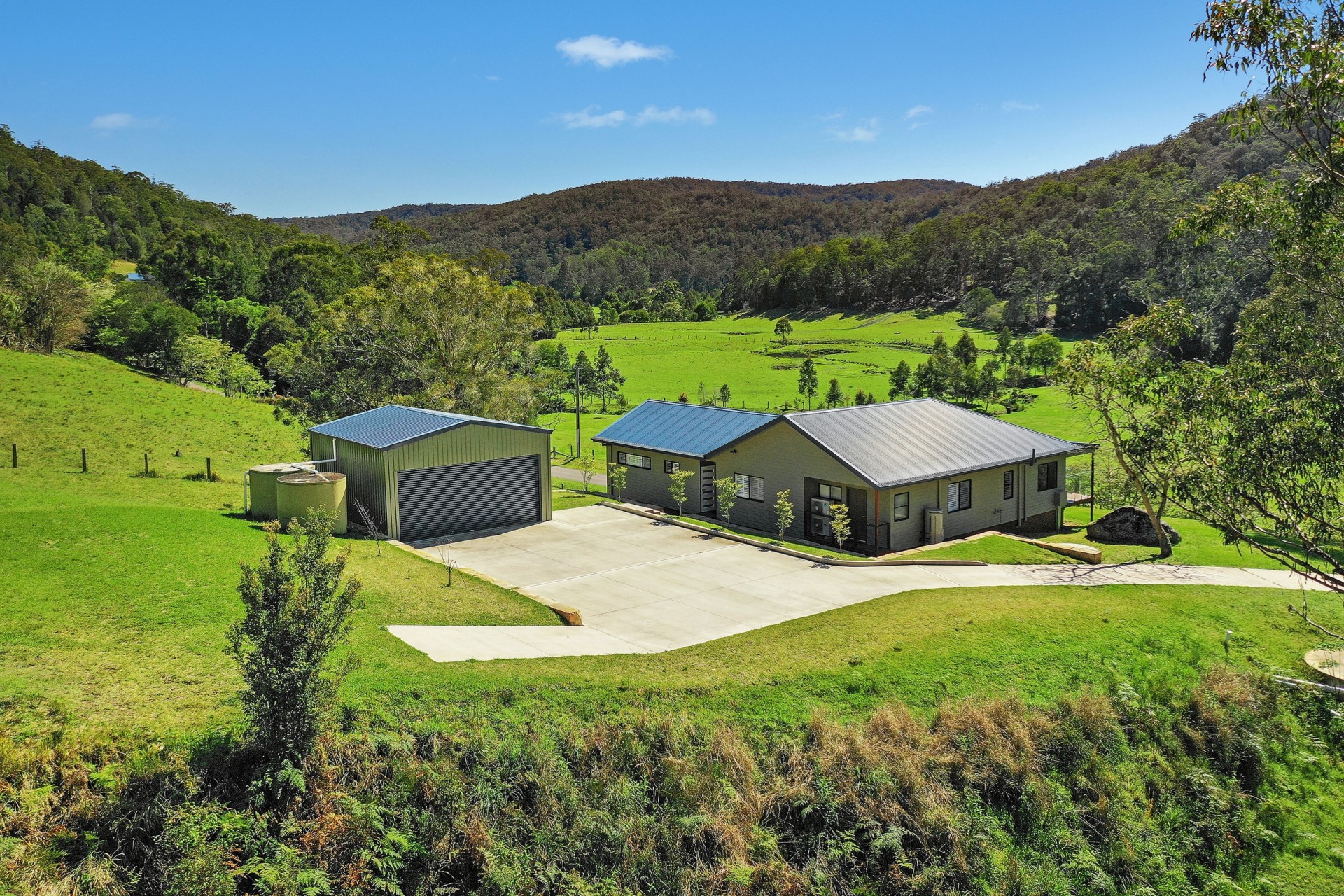 Real Estate in Cedar Brush Creek