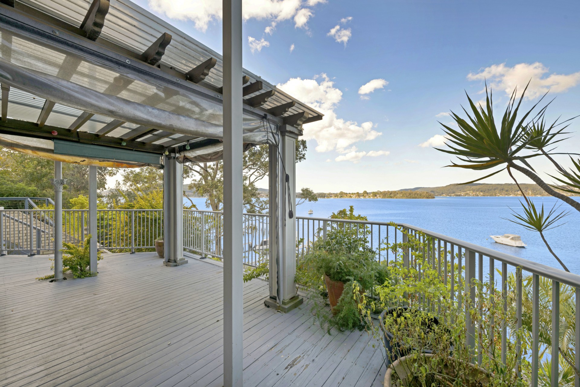 27a Coogee Road, Point Clare > Capital One Real Estate