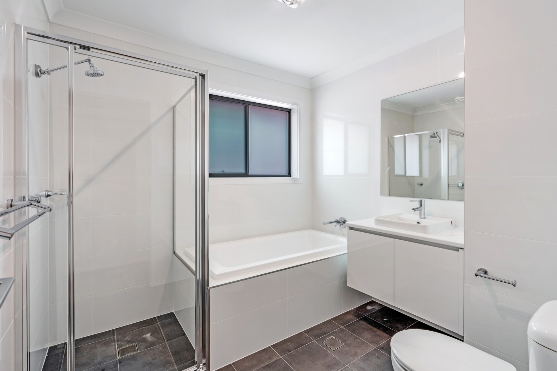 Real Estate in Hamlyn Terrace