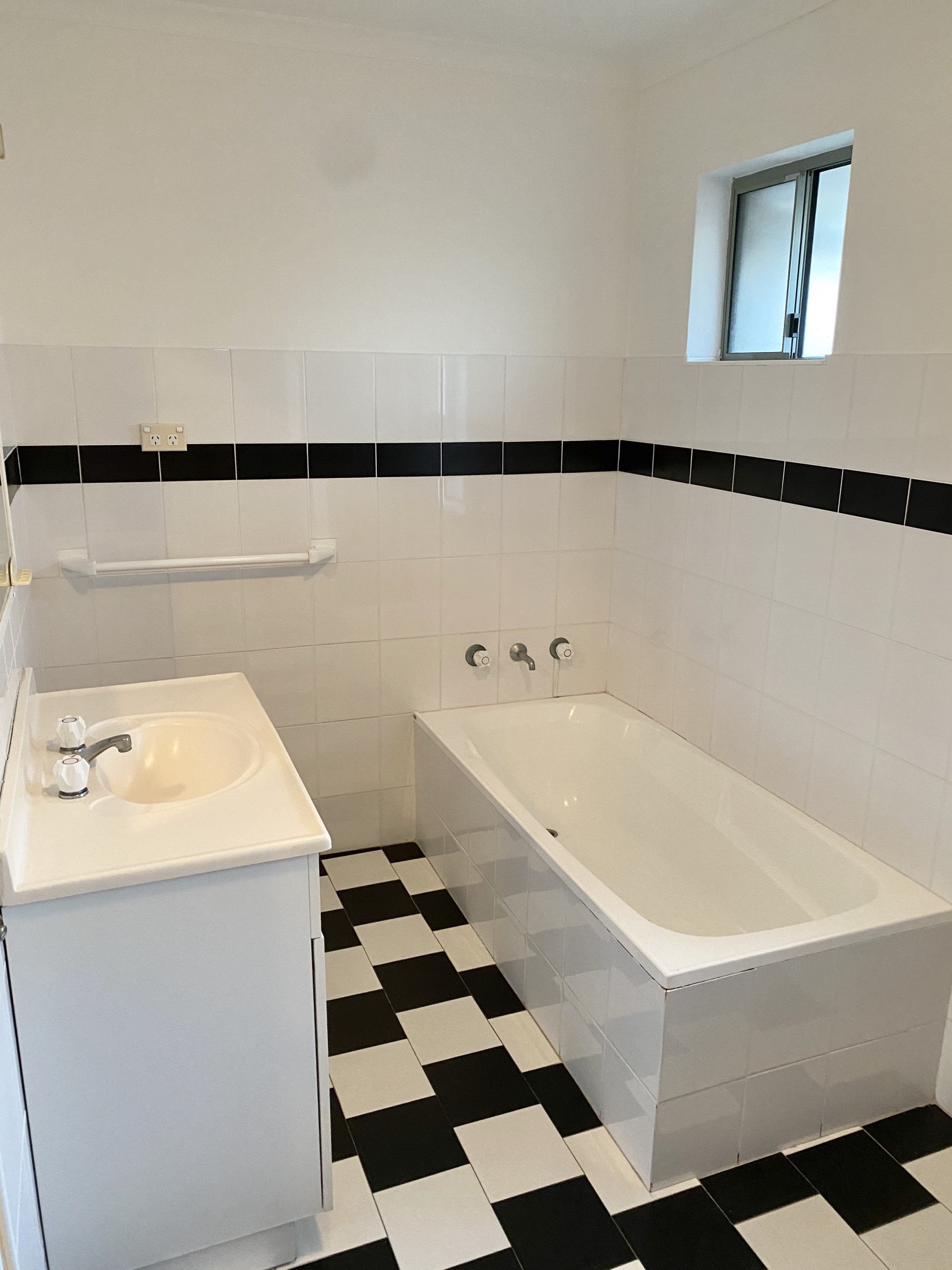 Real Estate in The Entrance