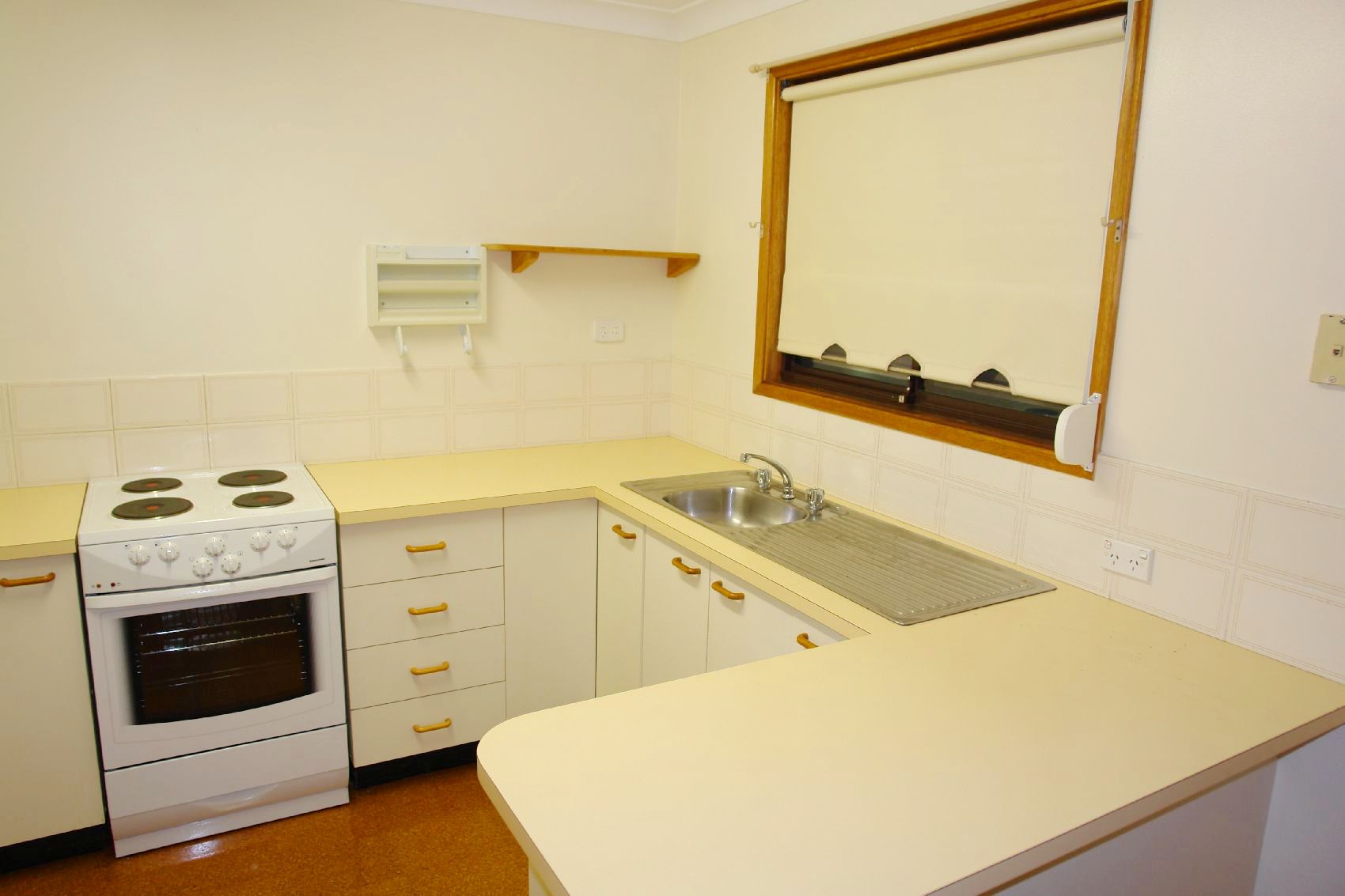 Real Estate in Tuggerawong