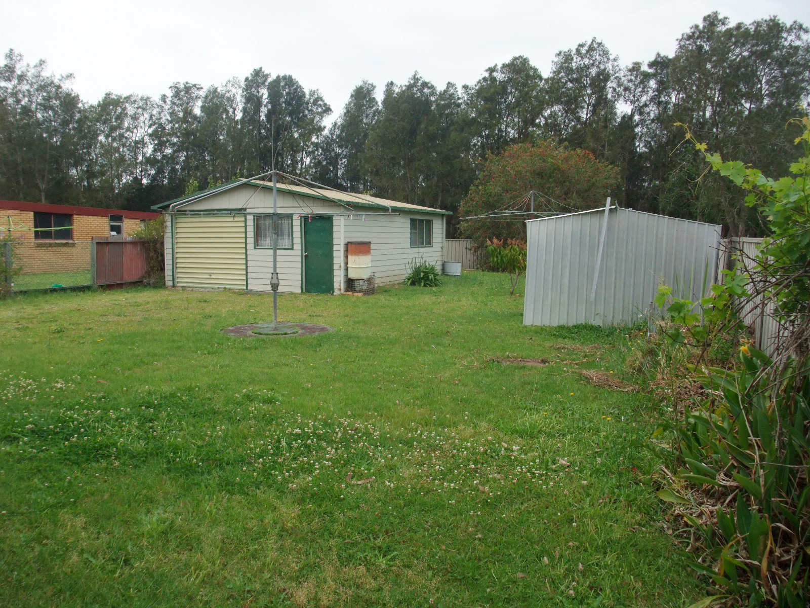 Real Estate in Tuggerawong