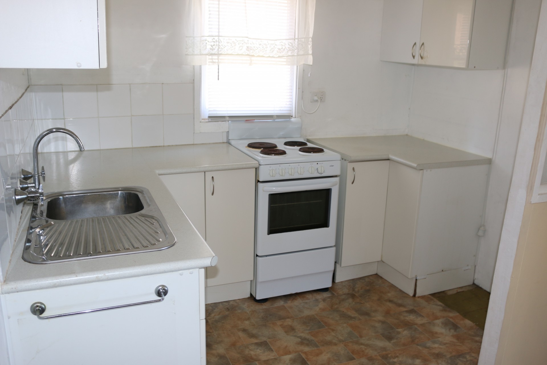 Gorokan real estate Leased