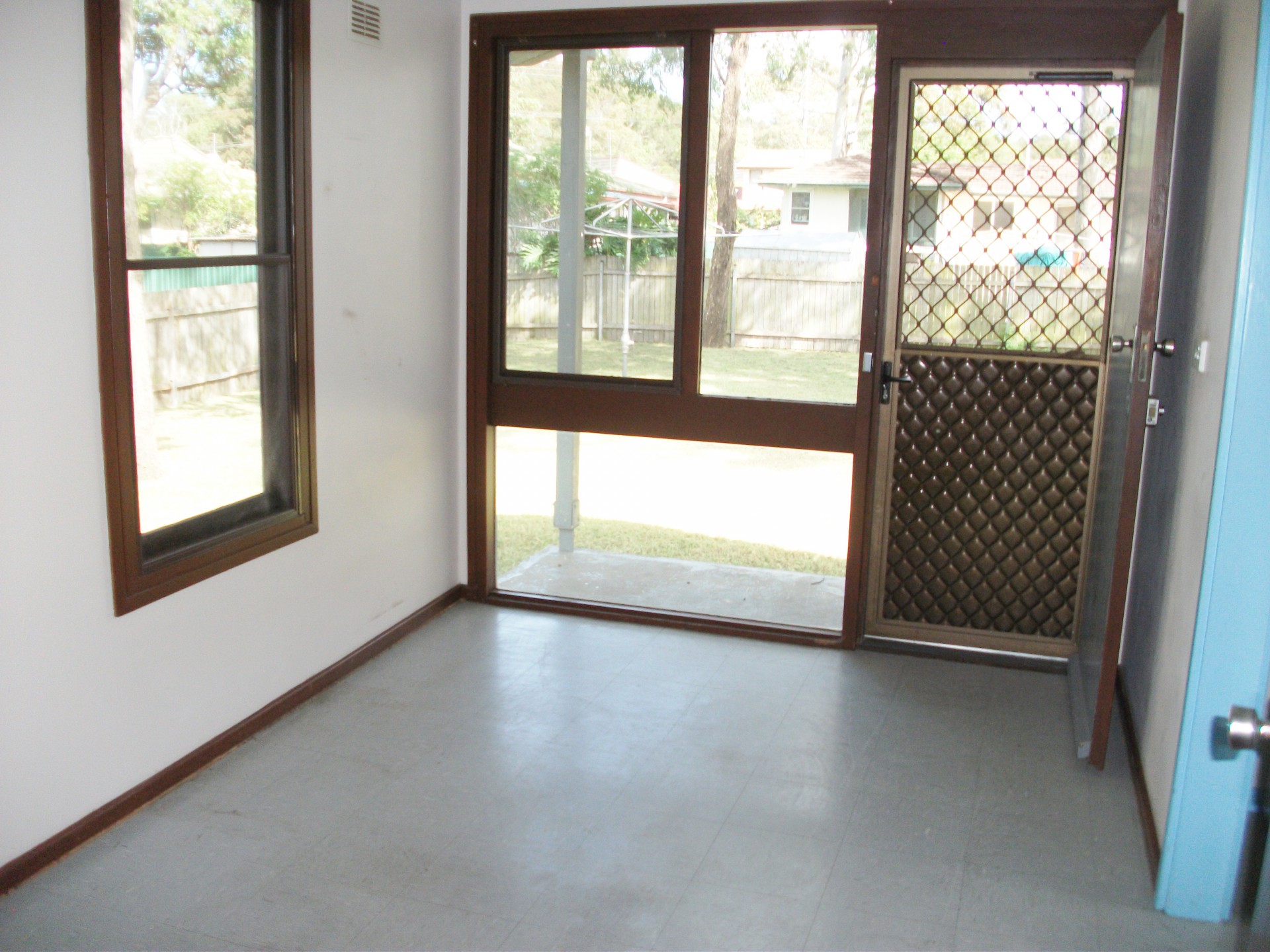Real Estate in Watanobbi