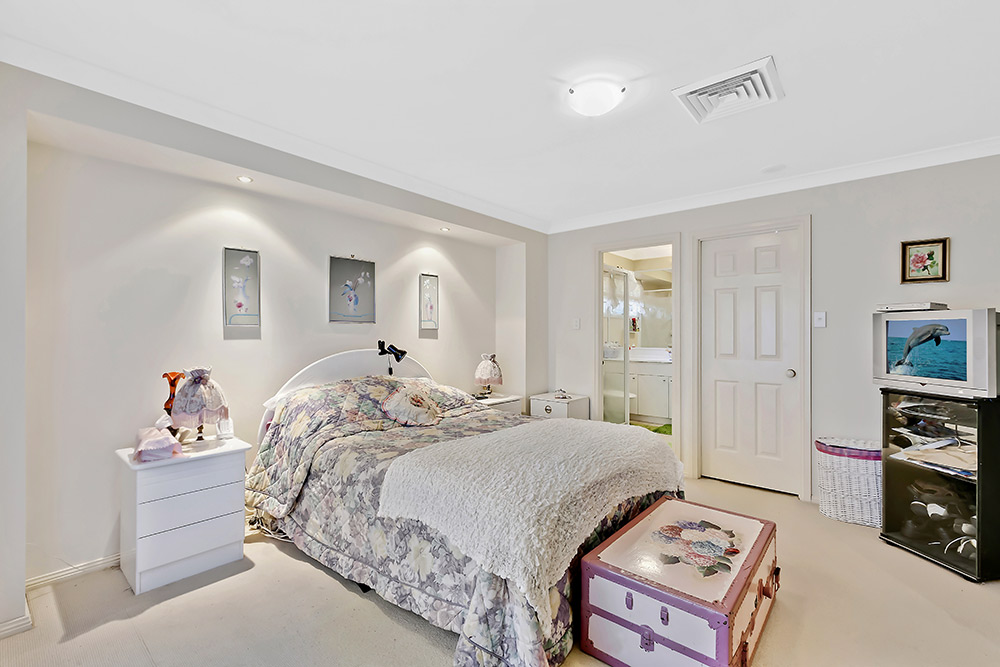 Real Estate in Hamlyn Terrace