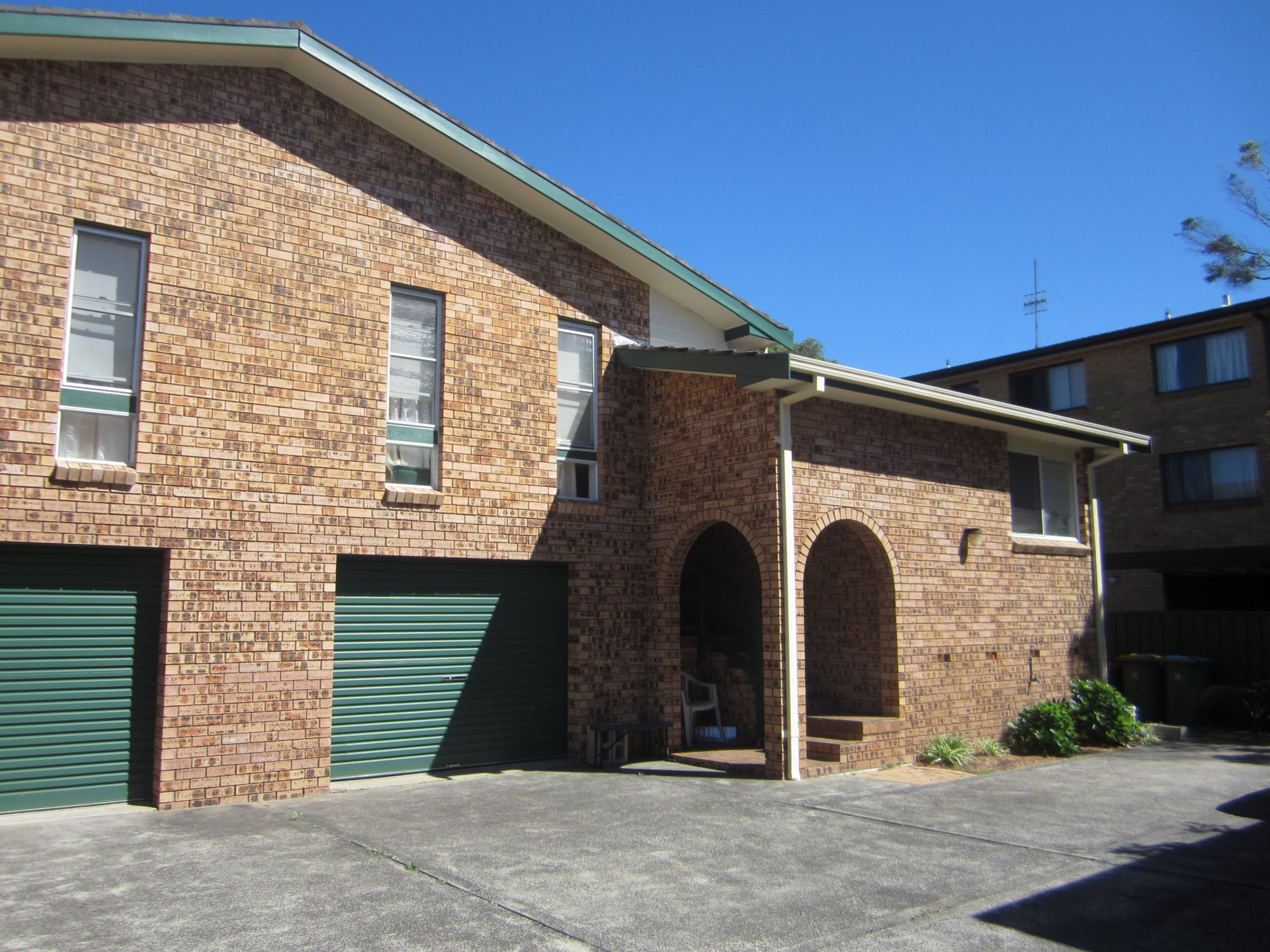 Real Estate in The Entrance North