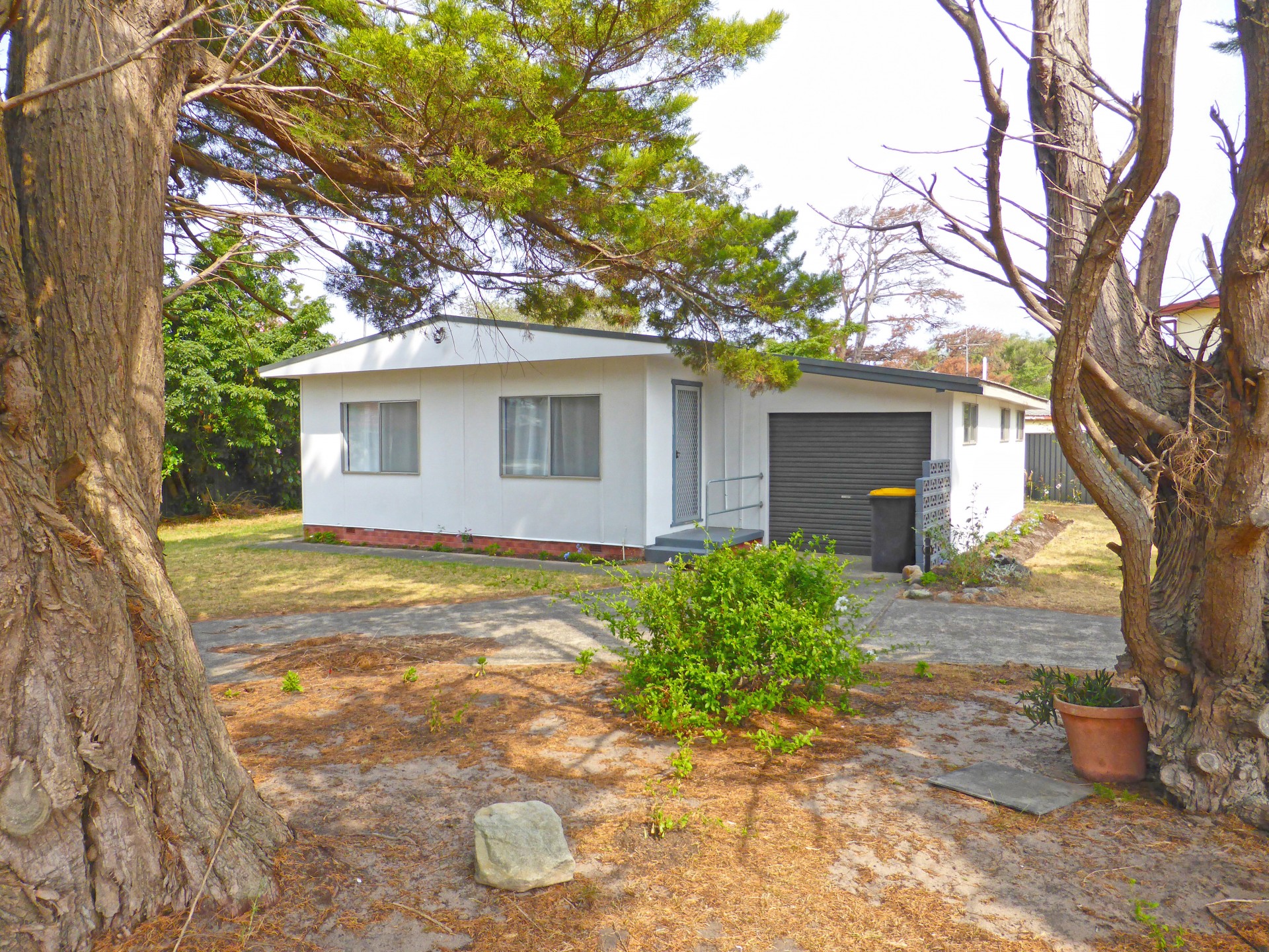Front view of cottage