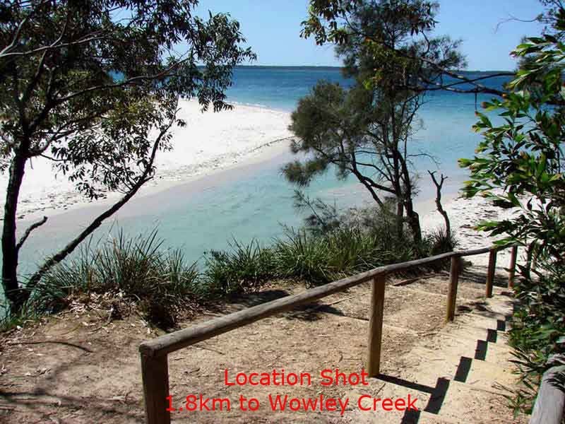 1min drive, wowly creek, jervis bay