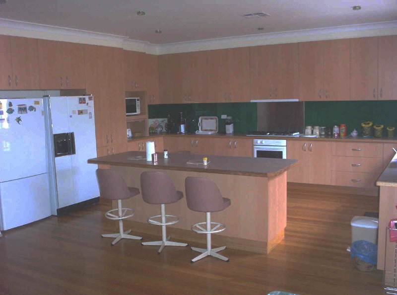 Kitchen & island bench