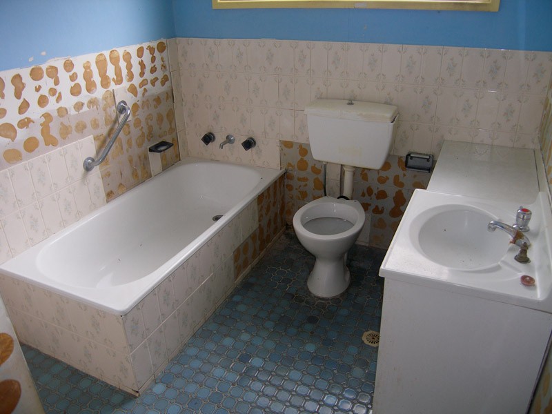 Bathroom upstairs