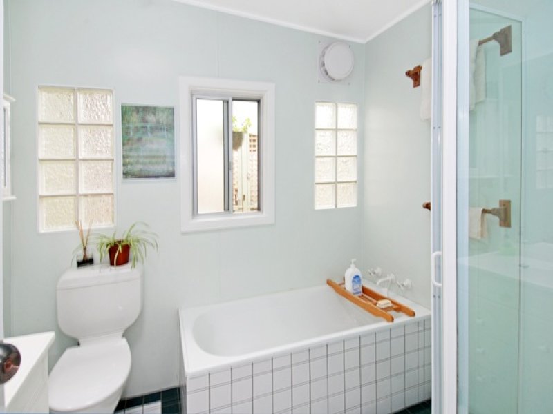 Real Estate in Greenwell Point